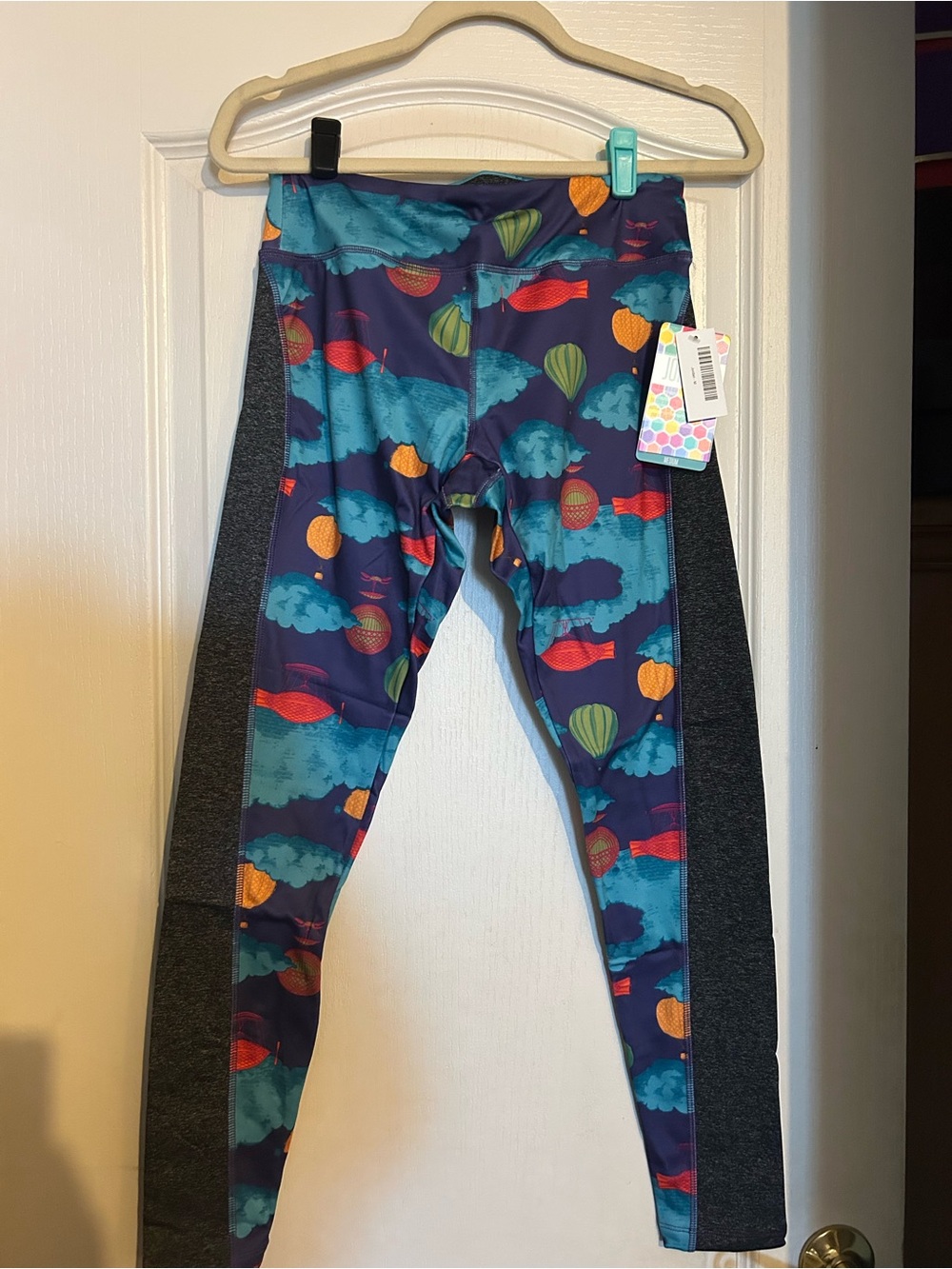 LuLaRoe Jordan Hot Air Balloon 🎈Clouds Plane Leggings One Size